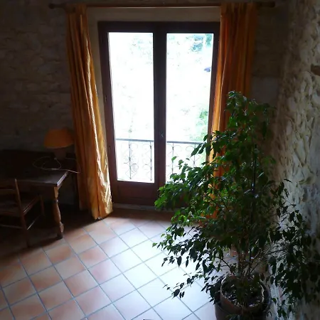 Mas Des Esclots Apartment Nimes