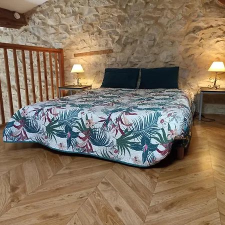 Mas Des Esclots Apartment